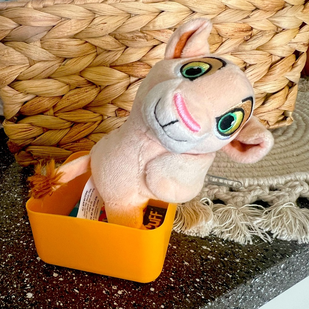 Series 4 Nala Cutie cuff!!